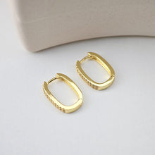 Load image into Gallery viewer, 18K Gold Plated Oval Hoop Earring, CZ Pave, Huggie Hoops Earring Parts, Oval Hoop earring  for Jewelry Making S1237