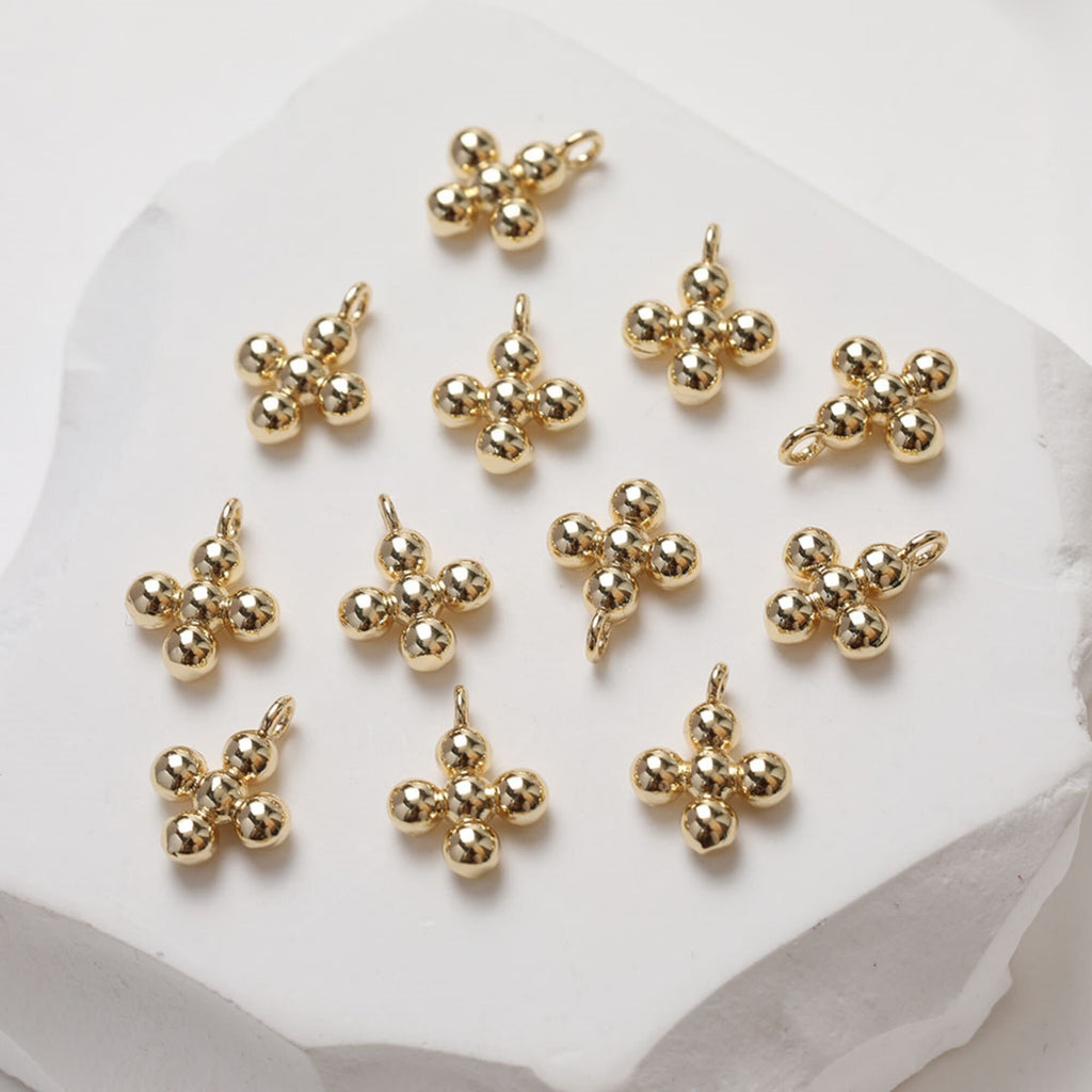 Dijes de cruz de oro, colgante de cruz con cuentas, colgante religioso con pavé de circonitas, chapado en oro de 18 quilates, dijes para hacer collares, accesorios de joyería GZ374