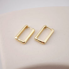 Load image into Gallery viewer, Gold Rectangular Hoop Earring, 16.3*10mm, 18K Gold Plated Leverback Earrings, Huggie Hoops Earring D0128