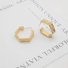 تحميل الصورة إلى عارض المعرض، 10 قطع - أقراط سداسية الشكل على شكل حرف C، مطلية بالذهب عيار 14 قيراطًا، دبوس فضة S925، أقراط خالية من النيكل، أقراط أذن، نتائج أقراط مضادة للحساسية ZX131