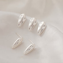 Load image into Gallery viewer, Irregular Stone Ear Post With Loop, S925 Silver Ear Pin Nickel Free Earrings, Gold Ear Stud, Hypoallergenic Earring Findings JJ016-ZX7001