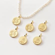 Load image into Gallery viewer, Flower Charm On Round Shape, 18K Gold/Silver Plated, Flower Pendant, Necklace Earring Making Charms, 18mm, Jewelry Findings JH022