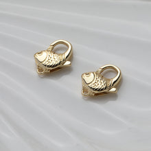 Load image into Gallery viewer, 18K Shiny Gold Plated Lobster Clasp Claw, Fish Clasp, Necklace Bracelet Making Clasp with Closed Loop, Jewelry Findings GT038