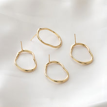 تحميل الصورة إلى عارض المعرض، قرط أذن من الفضة الإسترليني عيار 925، دبوس أذن غير منتظم، خالٍ من النيكل، مشبك أذن ذهبي/فضي، قرط مضاد للحساسية JJ010