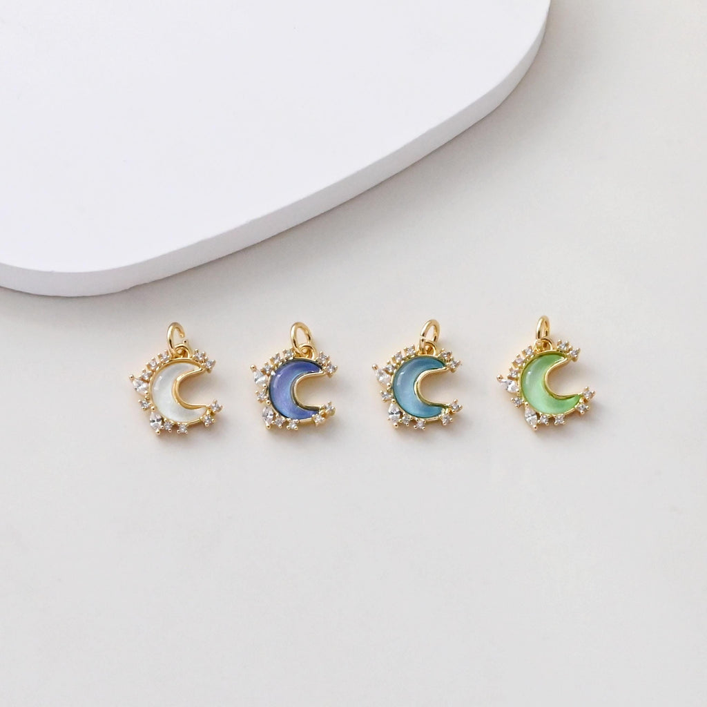 Tiny Moon Charms, Crystal Moon Pendant, CZ Pave Charm, 18K Gold Plated Moon Pendant, For Necklace And Earring Making, Jewelry Findings S1391