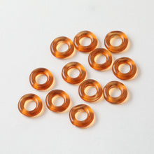 Cargar imagen en el visor de la galería, 5 colgantes redondos calados de resina para bisutería, cuentas DIY GZ287