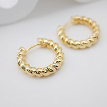 Load image into Gallery viewer, Gold Ear Hoops, 21x4mm, 18K Gold Plated Leverback Earrings, Huggie Hoops Earring S1065