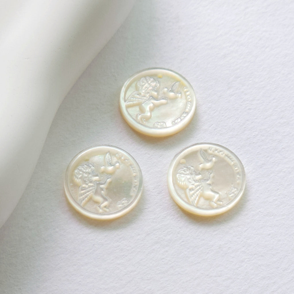 Angel White Mother-of-Pearl, MOP Shell Pendant, Engraved Angel White Nacre, Shell Charm, Round Shell Jewelry Making Findings RY029