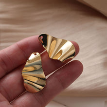 Load image into Gallery viewer, Irregular Pleated Drop Pendant, 14K Gold Plated, Irregular Charm, Earring Making Finding JG014
