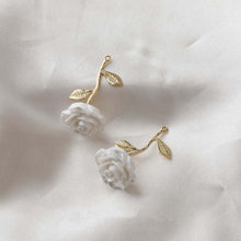 Load image into Gallery viewer, White Rose Flower Pendant, Resin Rose Pendant for Jewelry Making, DIY Jewerly Finding GZ334