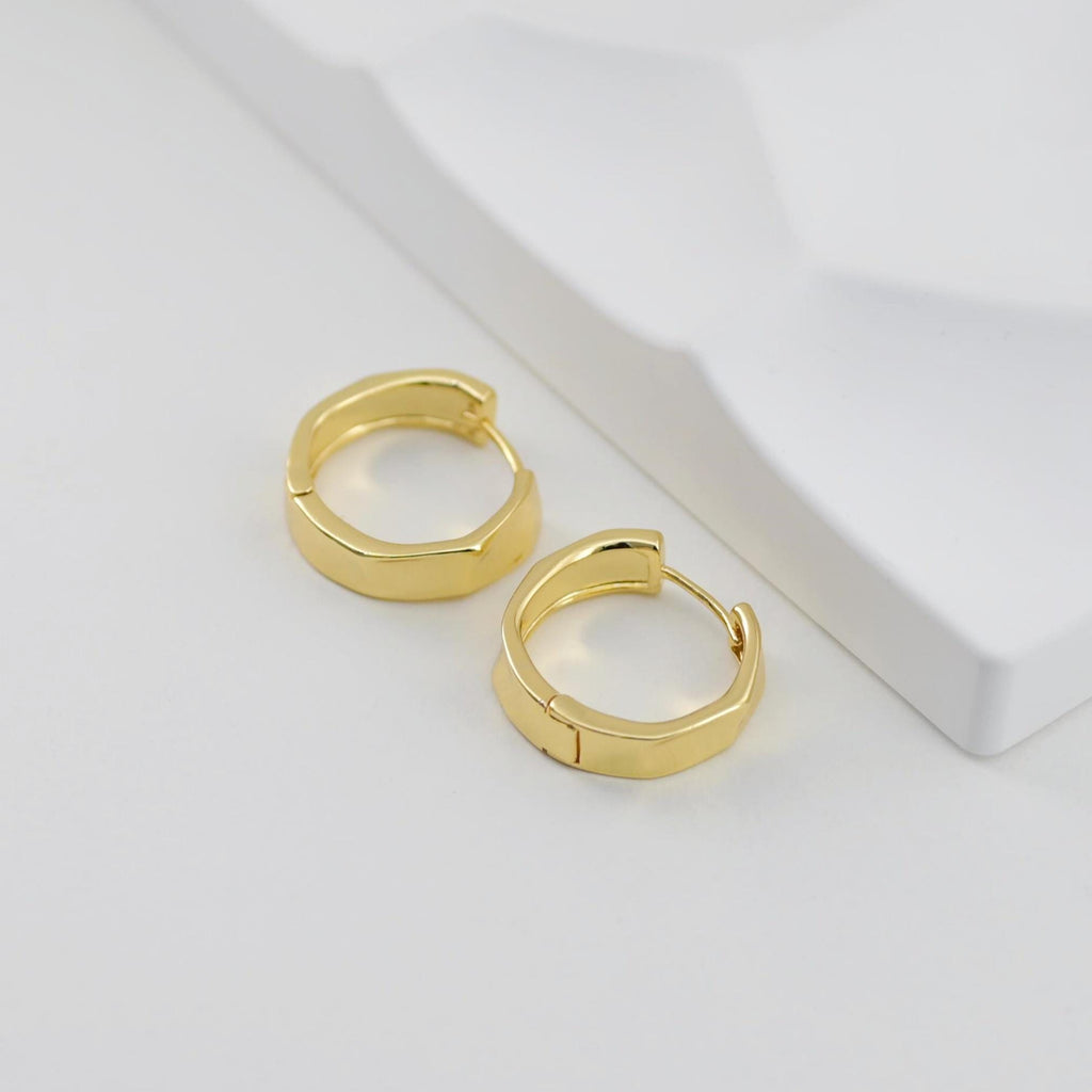Gold Round Ear Hoops, 18K Gold/Silver Plated Leverback Earrings, Huggie Hoops Earring D0570
