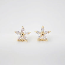 تحميل الصورة إلى عارض المعرض، أقراط على شكل زهرة من الزركونيا المكعبة، مطلية بالذهب مع حلقة، مضادة للحساسية، أدوات يدوية الصنع، لوازم صنع الأقراط بنفسك D0245