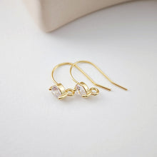 Cargar imagen en el visor de la galería, Alambres para pendientes chapados en oro de 18 quilates, ganchos redondos con pavé cúbico, sin níquel, ganchos para pez, alambres para bisutería D0170