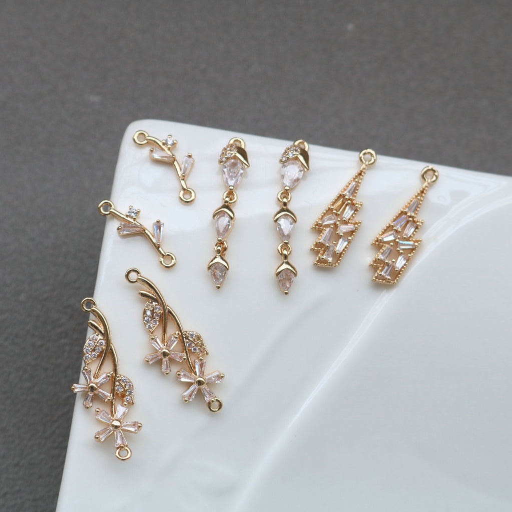 CZ Pave Leaf Charm, Cubic Zircon Crystal Leaf Pendant, Bracelet Necklace Pendant, 14K Real Gold Plated Charm, Jewelry Findings HL019-F190