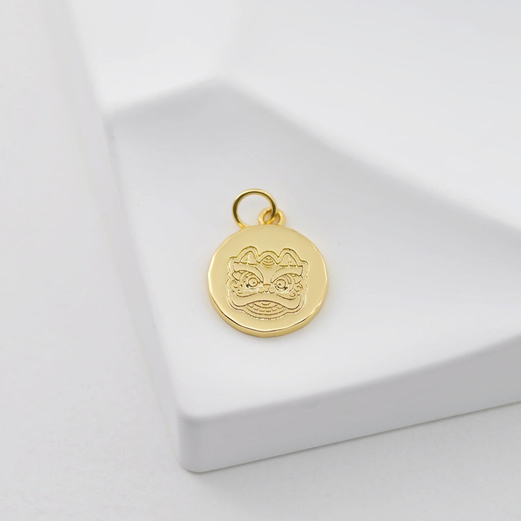 Round Badge Pendant, Lips Charm, Lion dance head Pendant, 18K Gold Plated, Necklace Making Charm, Jewelry Findings S20744