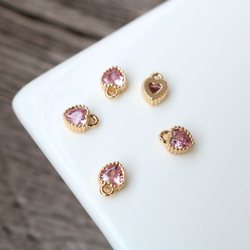 10 قطع من دلايات القلب الصغيرة، دلاية قلب مكعب، قلادة حب مرصعة بأحجار الزركونيا المكعبة مطلية بالذهب عيار 18 قيراطًا، قلادات لصنع القلائد، قطع مجوهرات HL124-F088