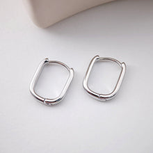 Load image into Gallery viewer, Gold U Shape Hoop Earring, 16.6*14mm, 18K Gold Plated Leverback Earrings, Huggie Hoops Earring D0119