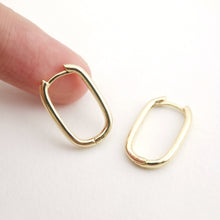 Load image into Gallery viewer, Gold U Shape Hoop Earring, 19.4*12.7mm, 18K Gold Plated Leverback Earrings, Huggie Hoops Earring D0120