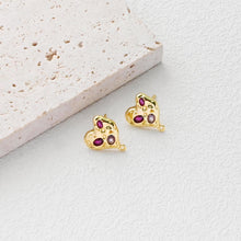 تحميل الصورة إلى عارض المعرض، قرط على شكل قلب مطروق مع حلقة، مطلي بالذهب عيار 18 قيراطًا، مرصع بأحجار الزركونيا المكعبة، دبابيس فضية S925 خالية من النيكل، أقراط على شكل قلب D0460