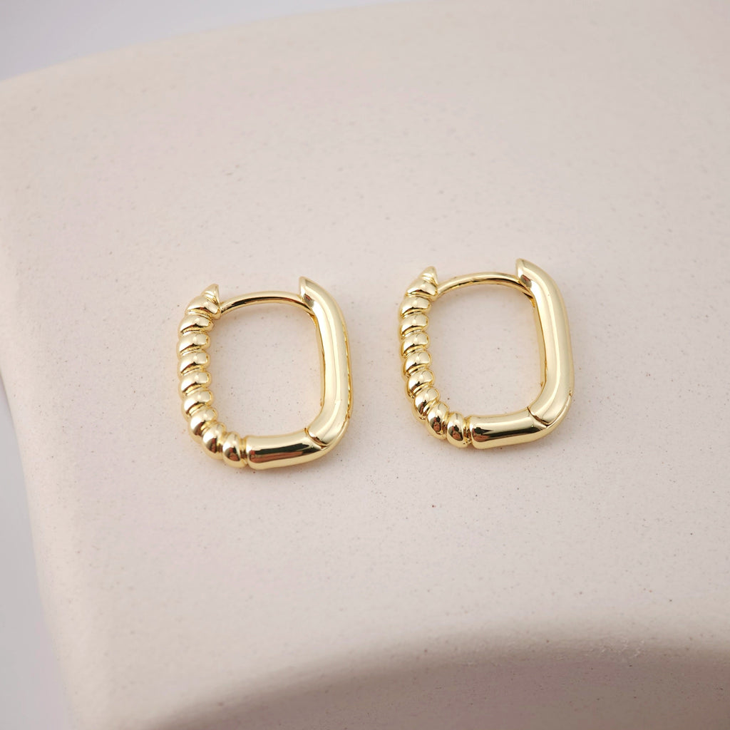 U Shape Earring Hoop, Hammered Huggie Hoops Earring Finding, Ear Hoops, 15.4*13mm, hoop earrings D0116