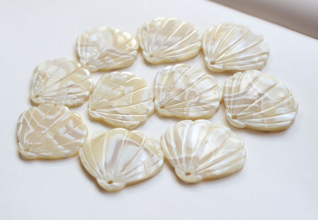 10PCS Faux shell pendant, Acetic Acid, Acetate Sheel Pendant, Earring Finding GZ285