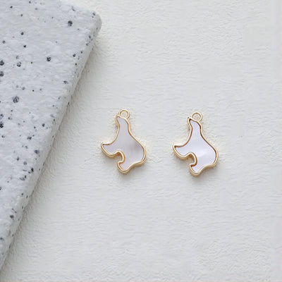 Dainty Polar Bear Charm, Mother of Pearl Charm, 15mm, 14K Gold Plated Polar Bear Charm for Jewelry Making GS012