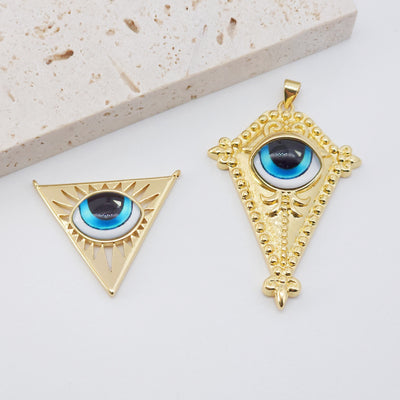 Triangle Evil Eye Charm, 18K Gold Plated, Shields Eye Pendant, Blue Eye, Protection pendant, Jewelry Findings S20437