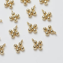 Cargar imagen en el visor de la galería, Dijes de cruz de oro, colgante de cruz con cuentas, colgante religioso con pavé de circonitas, chapado en oro de 18 quilates, dijes para hacer collares, accesorios de joyería GZ374