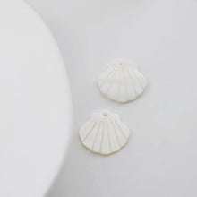 Load image into Gallery viewer, Scallop Shape White Mother-of-Pearl, MOP Shell Pendant, Fan-shaped White Nacre, Shell Charm, Mother of Pearl Jewelry Making Findings RY019