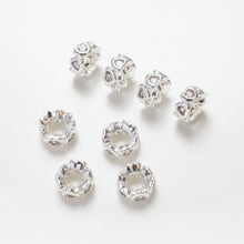 Cargar imagen en el visor de la galería, Cuentas espaciadoras redondas con forma de flor de corazón, chapadas en oro de 14 quilates, cuentas con espaciado de agujeros de circonita, cuentas para hacer collares y aretes, accesorios de joyería SC014