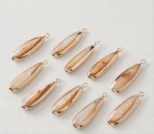 Load image into Gallery viewer, Drop Shape Shell Pendant, 14K Gold Plated, Stained Shells Charm, Necklace Making, Jewelry Making Findings GK021