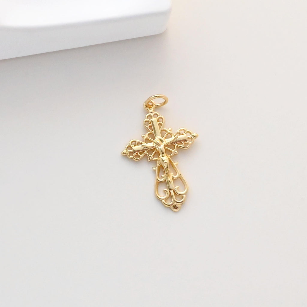 Dijes de cruz, colgante de cruz con pavé de circonitas, colgante religioso, latón chapado en oro de 18 quilates, dijes para hacer collares, accesorios de joyería S1335