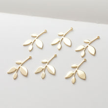 Load image into Gallery viewer, Gold Leaves Charms, 18K Gold Plated Plants Charms, Leaf Pendant,  Necklace Charms, Jewelry Findings S353