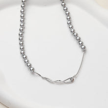 تحميل الصورة إلى عارض المعرض، حبات لؤلؤ صدفية مستديرة رمادية فاتحة، 4 مم، 6 مم، 8 مم، حبات ناعمة لصنع المجوهرات، العثور على الخرز بنفسك GE129