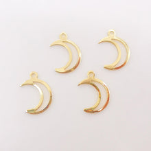 Load image into Gallery viewer, Gold Moon Charms, 18K Gold Plated Crescent Charms, Moon Pendant,  Necklace Charms, Jewelry Findings S334