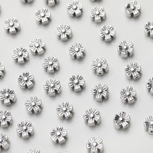 Cargar imagen en el visor de la galería, Cuentas espaciadoras de flores, chapadas en oro de 14 quilates, cuentas de flores 3D, delicadas cuentas para hacer aretes, accesorio de joyería GZ530