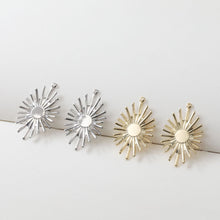 Cargar imagen en el visor de la galería, 10 colgantes de sol con forma de rayo de sol, chapados en oro de 14 quilates y plata, de 34 mm, para hacer collares, accesorios de joyería ZZ101