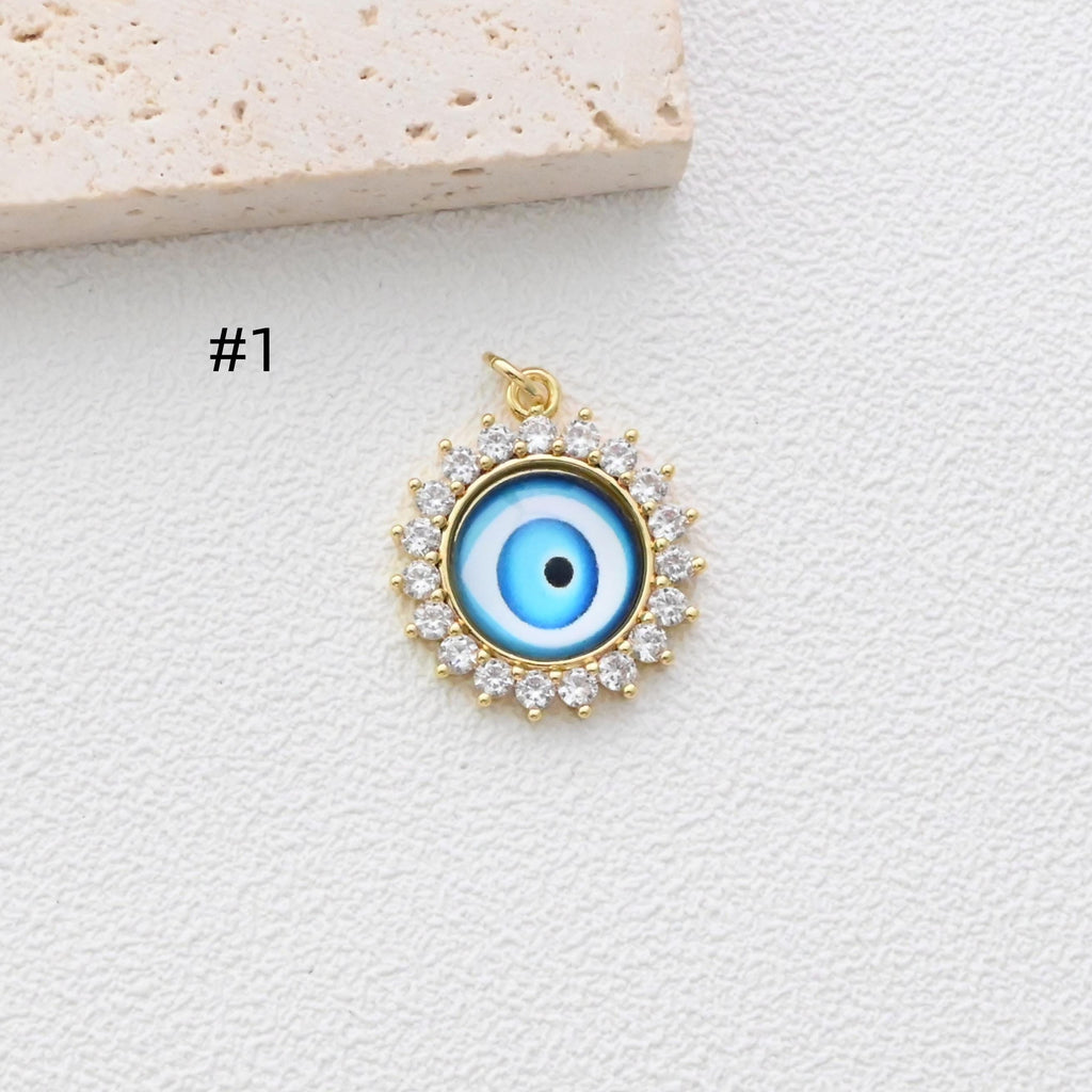Evil Eye Charm, Enamel Devil's Eye Charm, Pave CZ, Round Pendant, 18K Gold Plated, Necklace Making Charm, Jewelry Findings S1347
