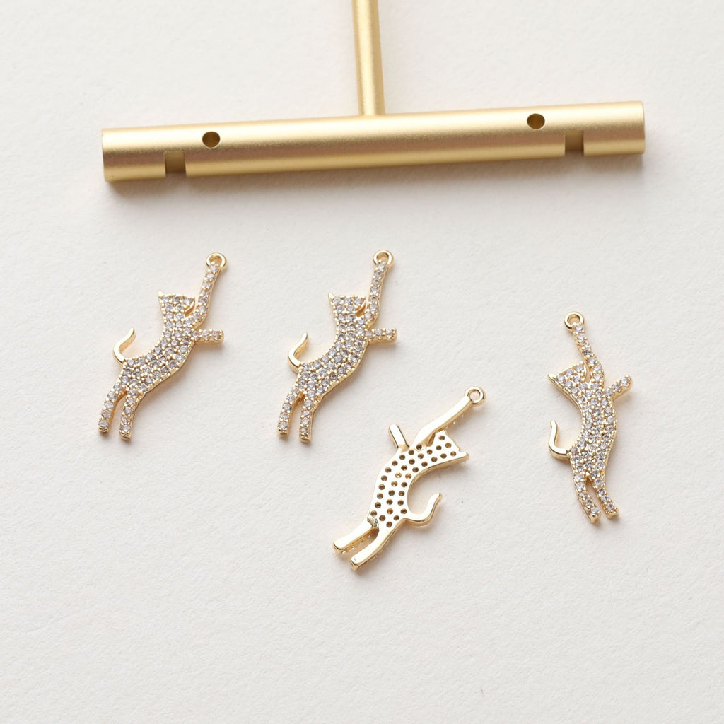 Dainty Cute Kitty Charm, CZ Pave Cat Pendant, 18K Gold Plated, Necklace Pendant Findings GZ410