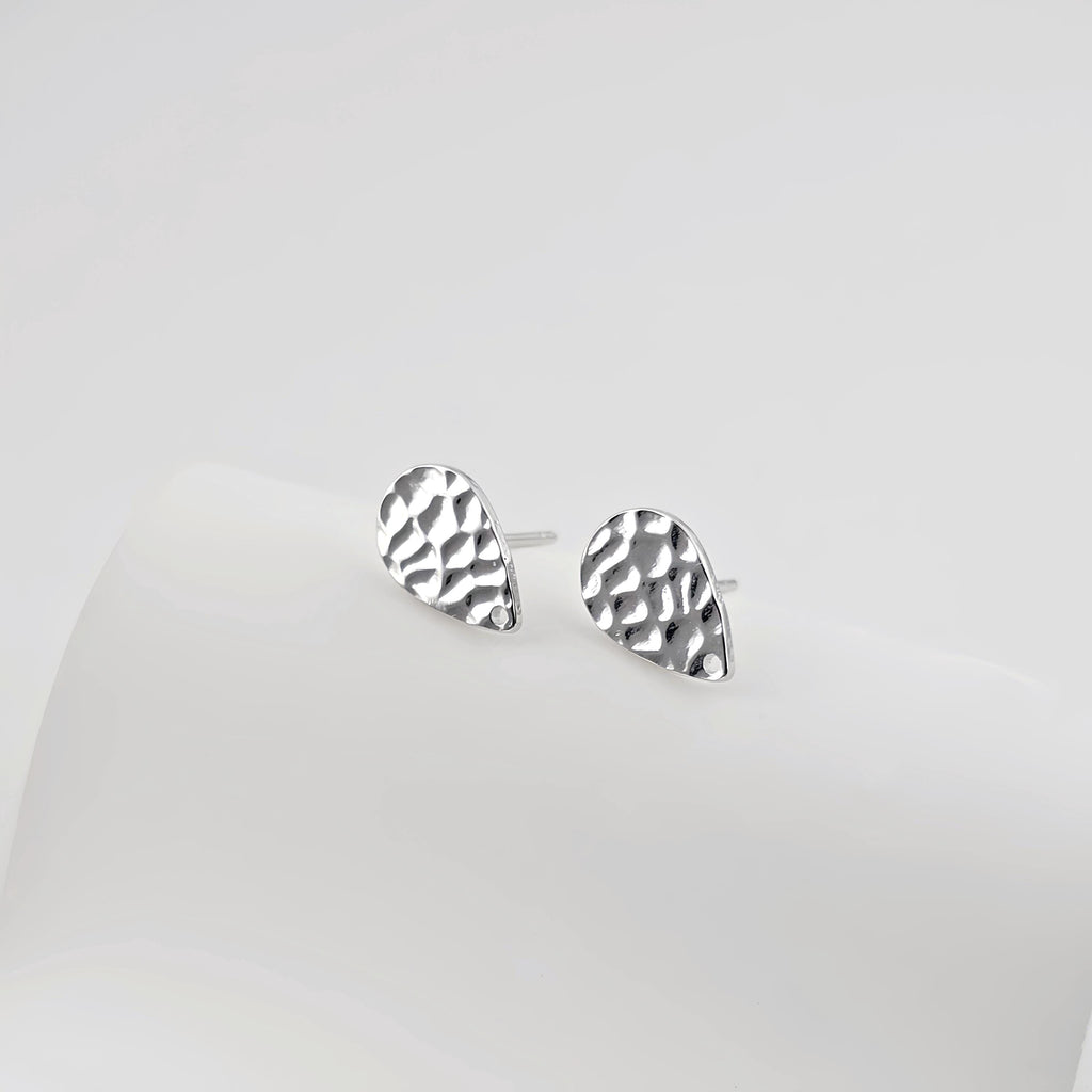 قرط أذن متدلي مطروق مع حلقة، عمود فضي، مطلي بالروديوم، خالٍ من النيكل، أقراط أذن على شكل قطرة، نتائج صناعة المجوهرات ZX274