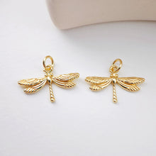 Load image into Gallery viewer, Gold Wing, Gold Butterfly, Fly Charm, 18K Gold Plated, Pendant for Necklace and Bracelet, Jewelry Findings S1170