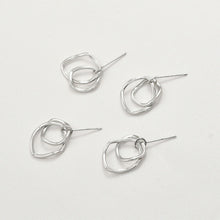 تحميل الصورة إلى عارض المعرض، قرط أذن غير منتظم بحلقة مزدوجة، دبوس أذن من الفضة الاسترلينية 925 خالٍ من النيكل، مشبك أذن ذهبي/فضي، قرط مضاد للحساسية LL196