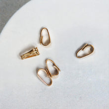 Load image into Gallery viewer, 10pcs- 14K Gold Filled Pendant Top, Teardrop Connector, Pendant Snap on Bails, Clasp Link, 3mm, USA, 1/20 GF Jewelry Making BL010