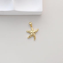 Load image into Gallery viewer, Starfish Charm, Gold Marine Life Pendant, 18k Gold Plated Brass, Necklace Making, Jewelry Findings S1318