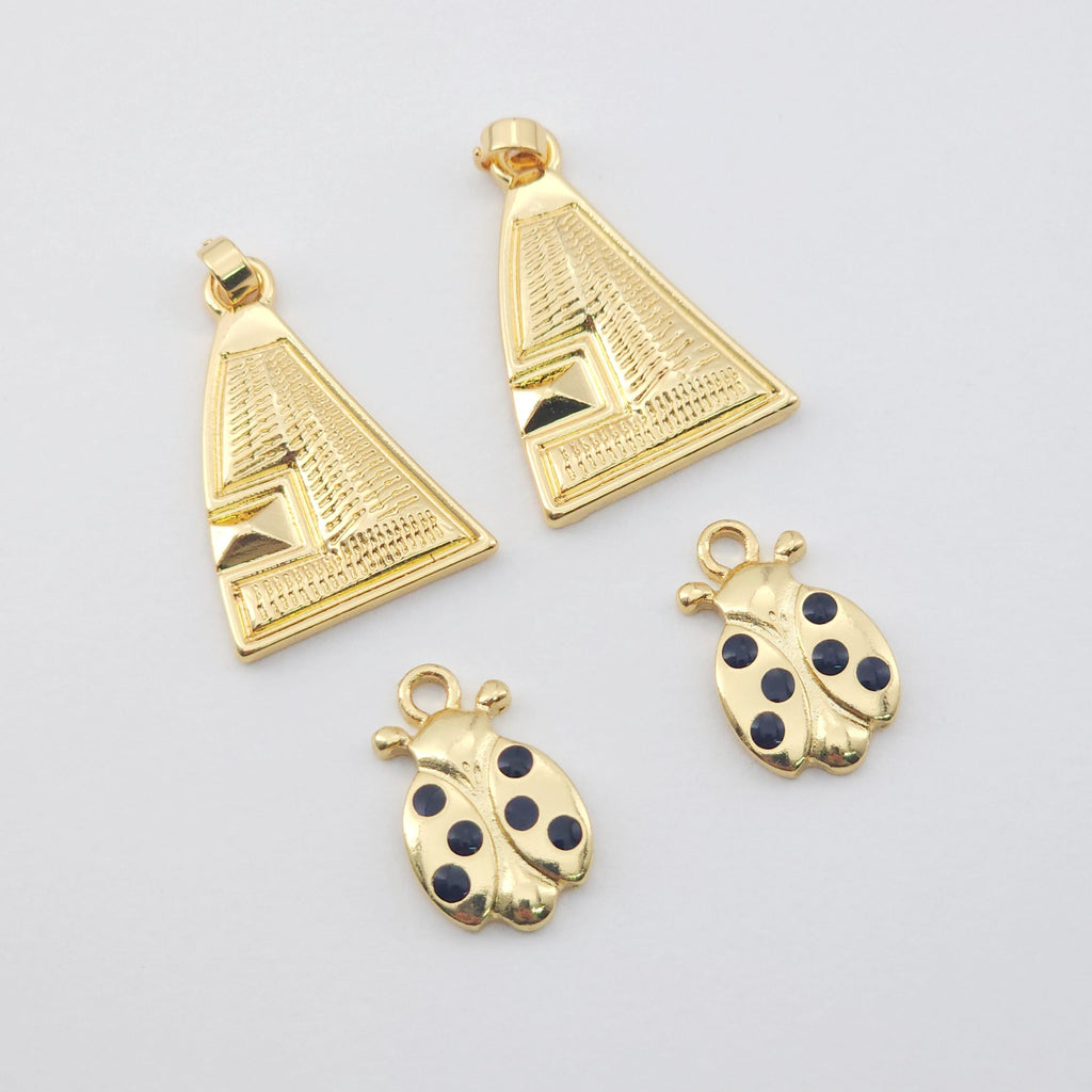 Building Charm, 18K Gold Plated Pendant, Flying Animal Charm, Necklace Jewelry Finding S1162