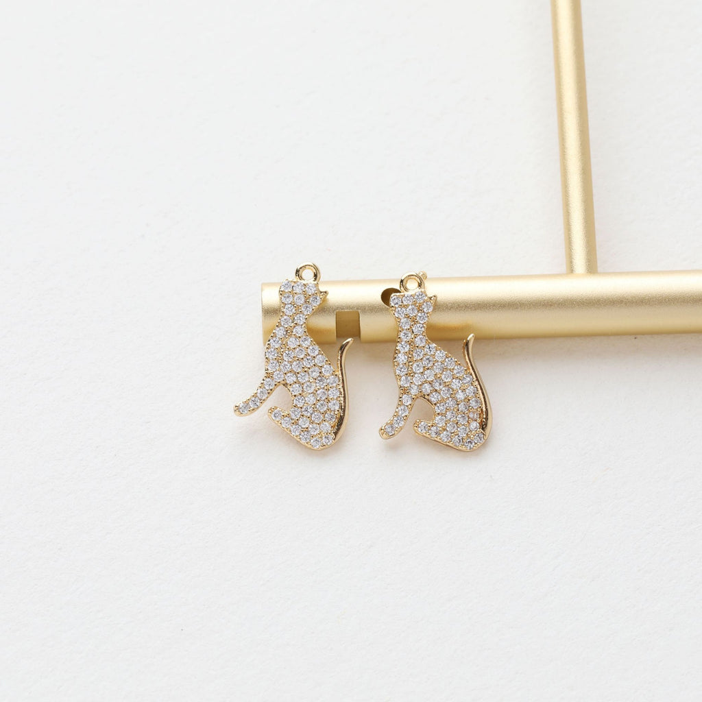 Dainty Cute Kitty Charm, CZ Pave Cat Pendant, 18K Gold Plated, Necklace Pendant Findings GZ410