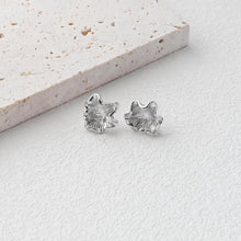 Load image into Gallery viewer, Flower Earring Post, 18K Real Gold Plated Brass Stud Earring With Loop, s925 silver pin, Nickel Free, Earring Finding D0482