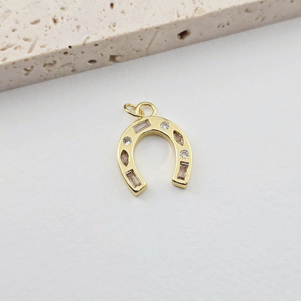 Gold Horseshoe Charm, 18K Gold CZ Pave Pendant, 18K Gold Plated, Rainbow CZ, Jewelry Findings S1281