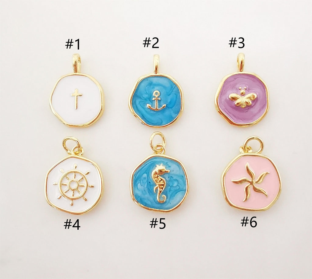 Dije de moneda redonda de esmalte multicolor, chapado en oro de 18 quilates, con forma de cruz, ancla, abejas, timón y caballito de mar, 14 mm, ideal para collares y pulseras, S1076