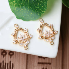 Load image into Gallery viewer, 10pcs Flower Connector Charm, Cubic Zircon Crystal Flower Pendant, Real Gold Plated Brass Earring Charms, Jewelry Findings HL047-F150